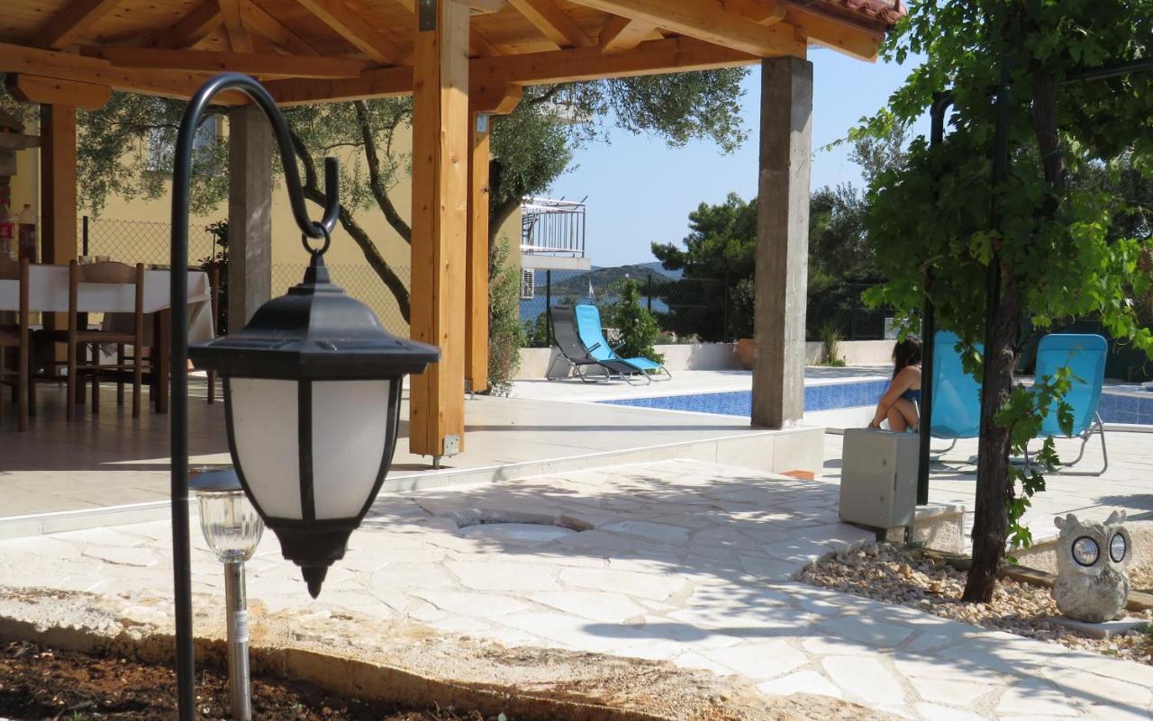 Apartments And Rooms Rogic Свети Петър Екстериор снимка