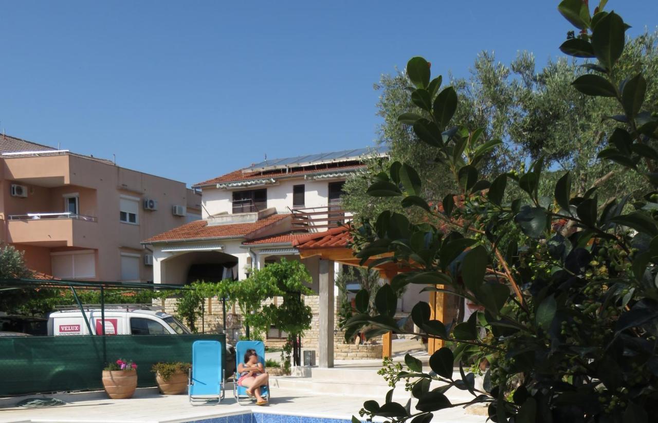 Apartments And Rooms Rogic Свети Петър Екстериор снимка