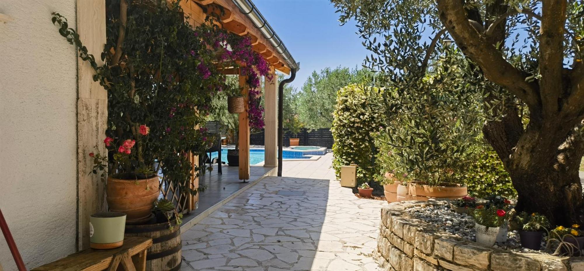 Apartments And Rooms Rogic Свети Петър Екстериор снимка